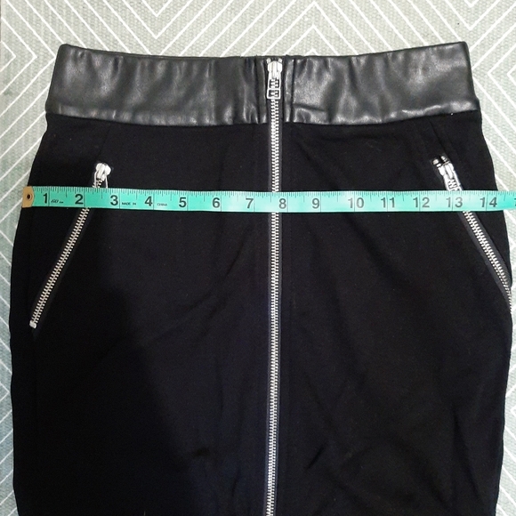 Aritzia Wilfred Faux Leather Skirt - Picture 8 of 8